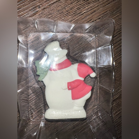 DEPT 56 Simple Traditions Holly Lane Village Collection "Holiday Hugs Ornament" - Picture 4 of 7